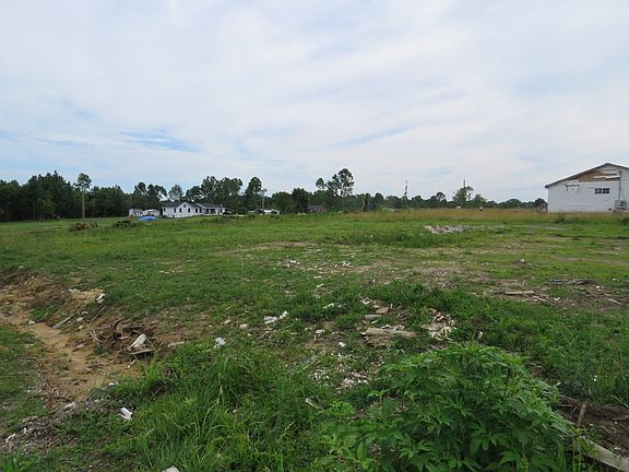 4th image of 3695 Mockingbird Hill Cir