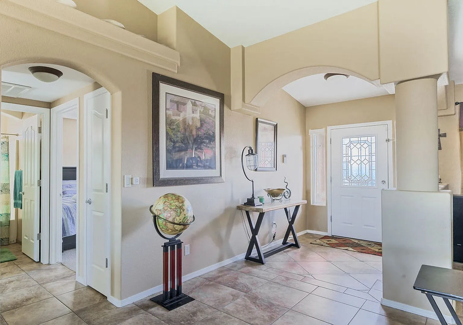 Beautiful Desert Lakes Home with Amazing Golf Course Views! — Photo 4