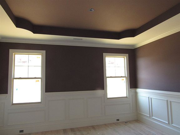 4th image of 34 W Saddle Ct