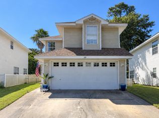 219 Twin Lakes Ln, Destin, FL 32541