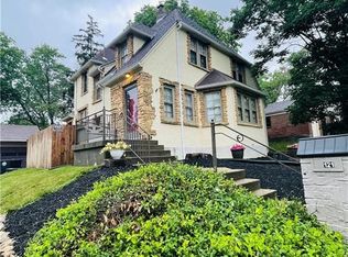121 Valleyview Dr, Dayton, OH 45405