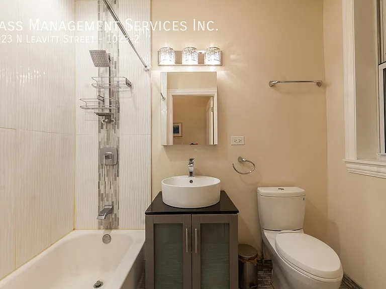 1023 N Leavitt St #2 — Photo 18