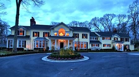 1st image of 9 Merrymeeting Ln