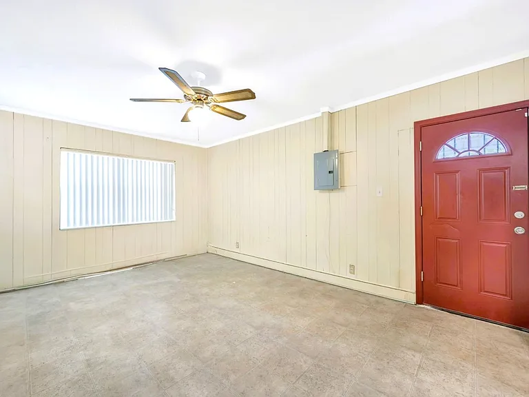 5840 Langston Dr — Photo 25