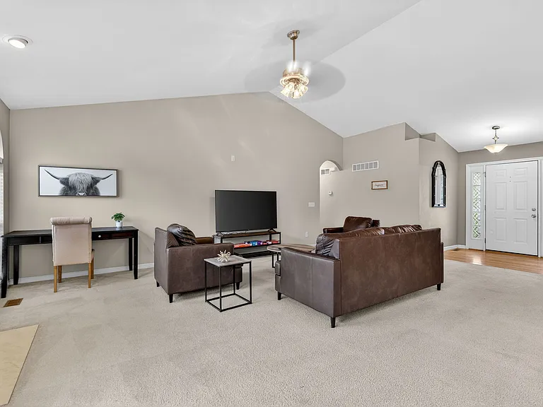 27 Crimson Leaf Ct — Photo 9