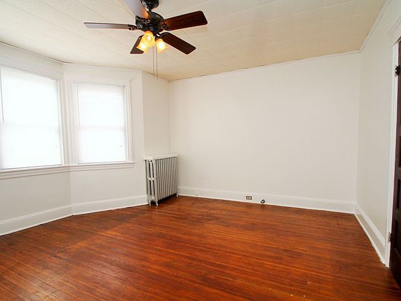 3rd image of 206 W 6th Ave Floor 2