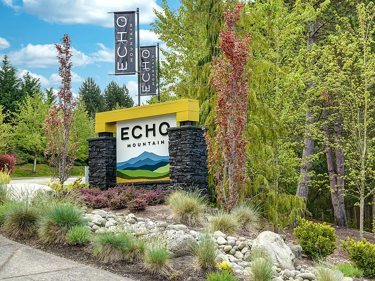 Echo Mountain — Photo 22