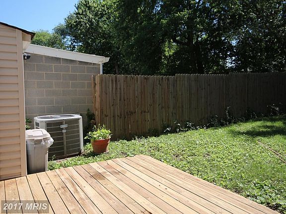4th image of 5823 Blaine Dr