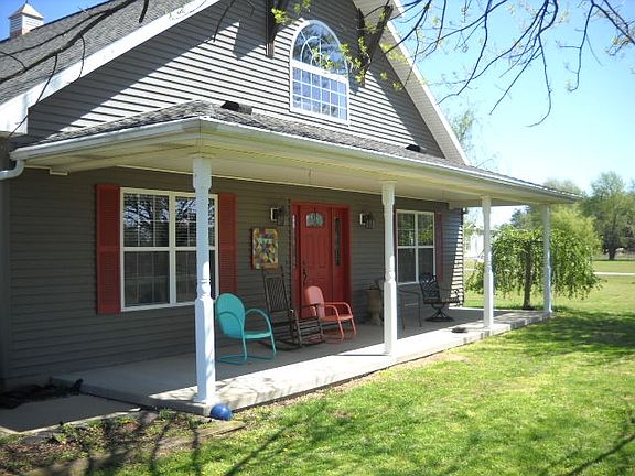 3rd image of 4170 W County Road 400 N