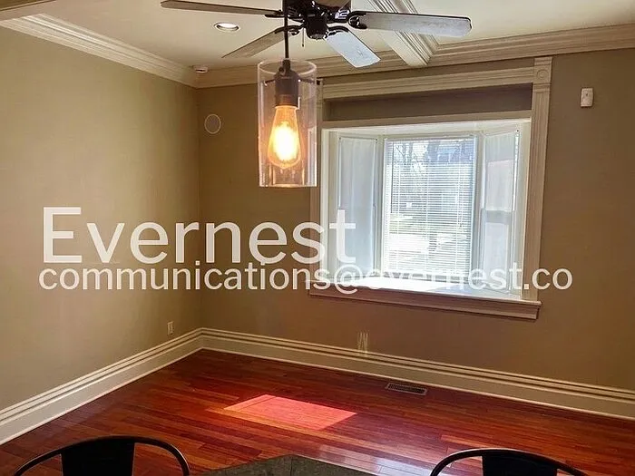 112 Hanford St #A — Photo 8