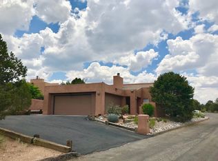 1864 Tramway Terrace Loop NE, Albuquerque, NM 87122