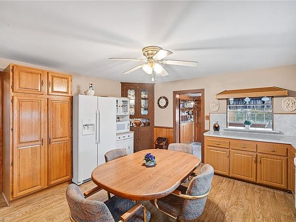 5th image of 1246 Hickory Tree Rd