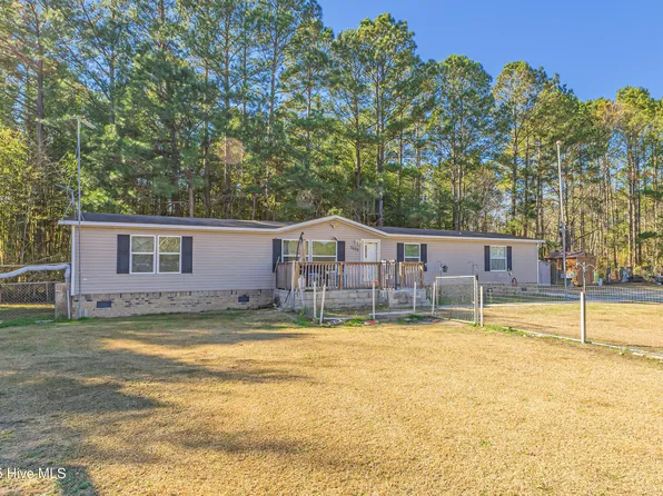 5679 Deerfield Place NE, Winnabow, NC 28479