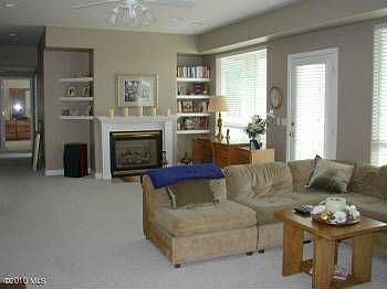 Full downstairs family room 