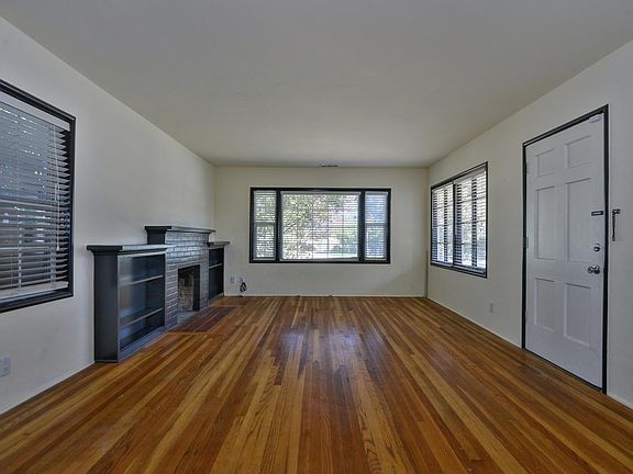 2nd image of 1158 Fewtrell Dr