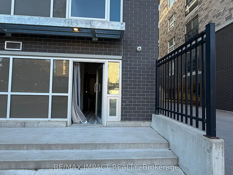 275 Larch St #B04 — Photo 12