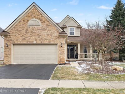 855 Island Lake Dr, Oxford, MI, 48371