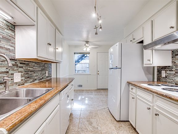 4th image of 3450 Asbury St