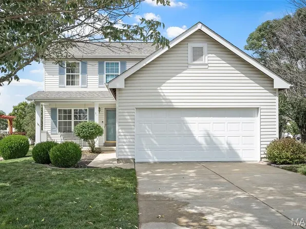 31 Glastonbury Ct, Lake Saint Louis, MO 63367
