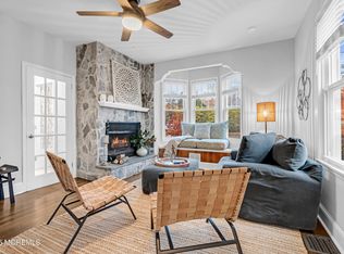 18 Middletown Ave, Atlantic Highlands, NJ 07716