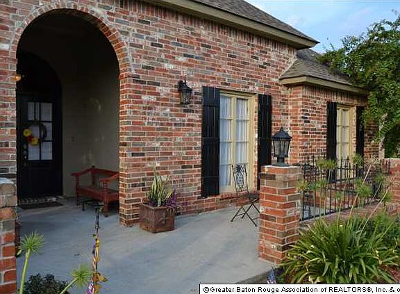 2nd image of 18501 Lake Stream Dr