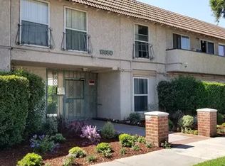 13850 Victory Blvd #220, Van Nuys, CA 91401