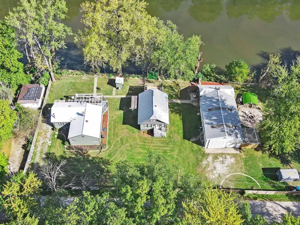 2234 W Riverside Dr, Sumava Resorts, IN 46379