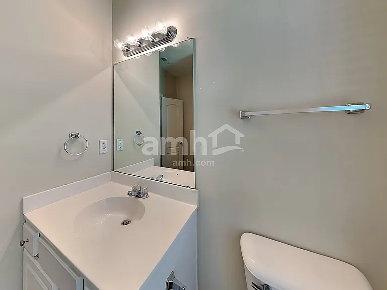 235 Grand Isle Ct — Photo 13