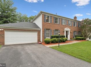 136 Amberleigh Dr, Silver Spring, MD 20905