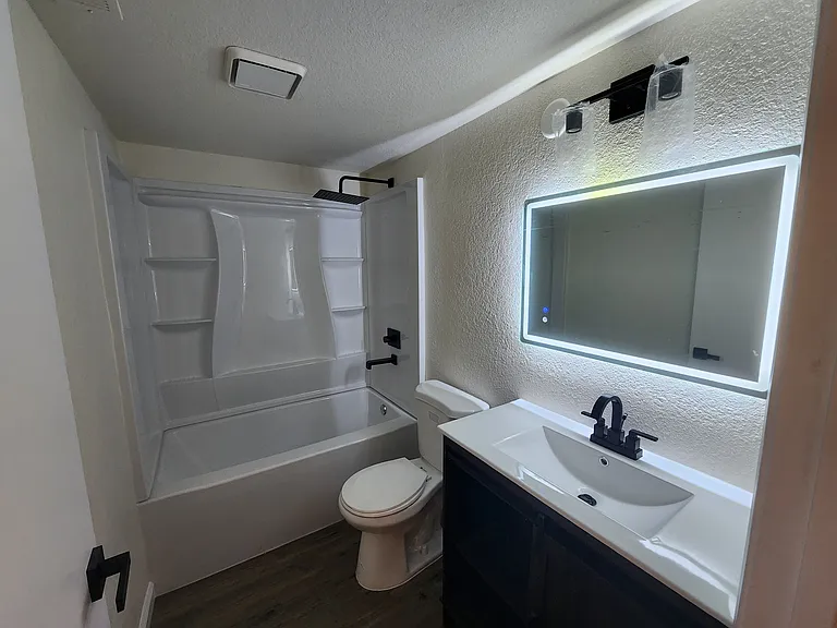 1846 E Milling St — Photo 15
