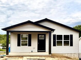 223 Fair St, Washington, MO 63090