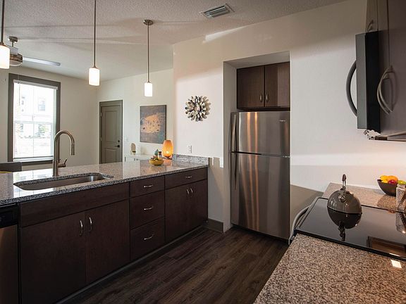 3rd image of 6332 Grand Blvd #21
