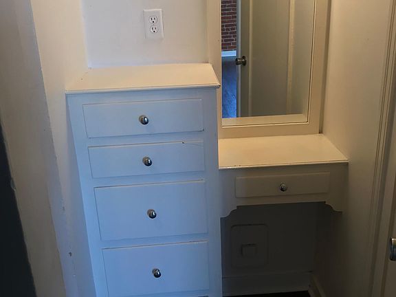 5th image of 729 S St Andrews Pl APT 408