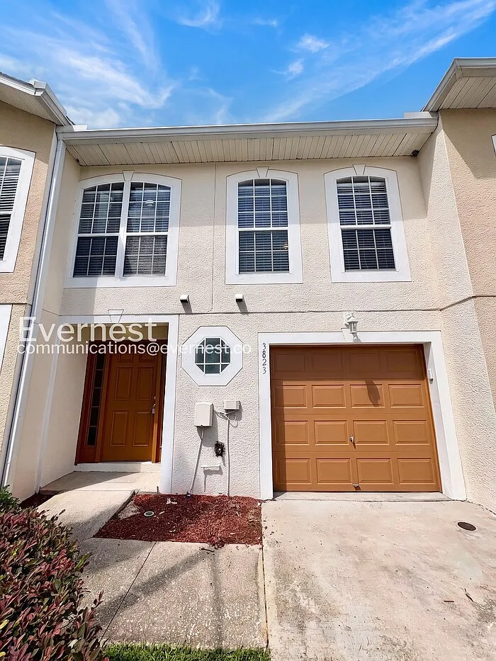 3 bed, 2.0 bath, 1771 sqft, $1,775 — Photo 2