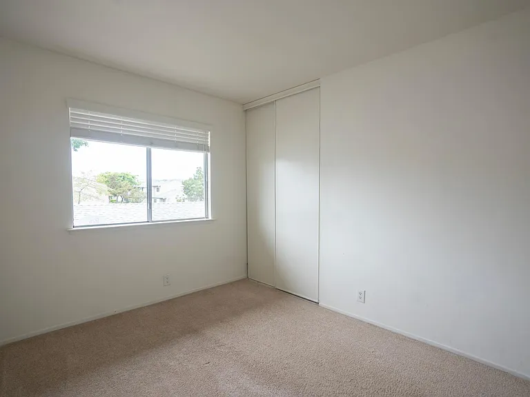 32270 Mercury Way — Photo 9