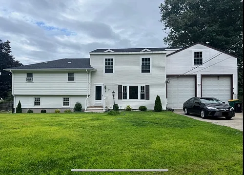 87 Westfield Dr Photo 1