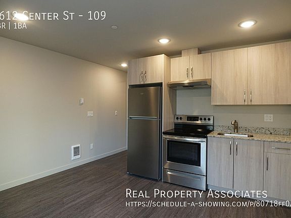 2nd image of 3612 Center St #109