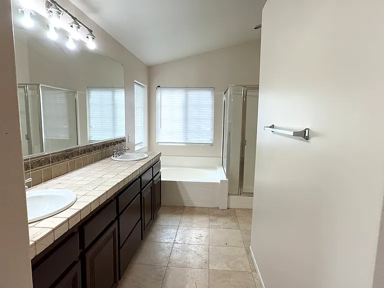 12947 Clemson Dr — Photo 10