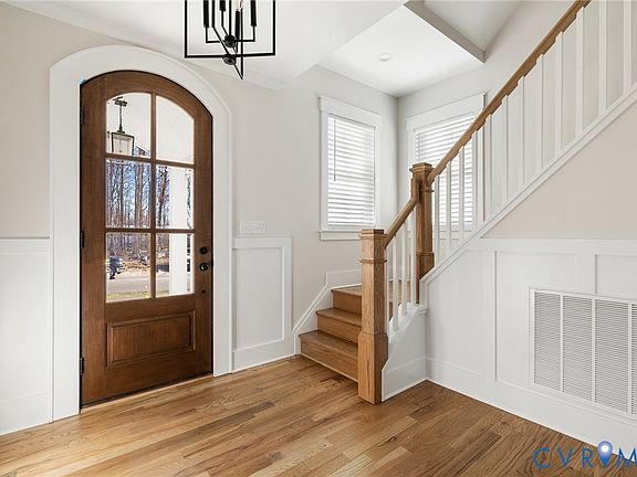 2nd image of 15007 Duckett Pl