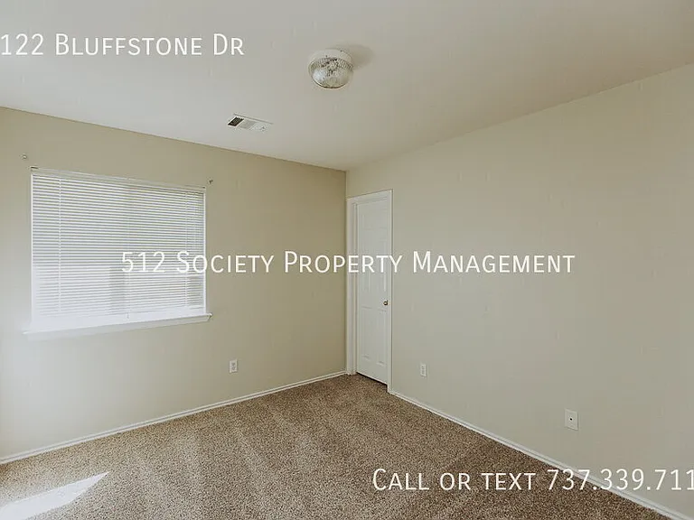 2122 Bluffstone Dr — Photo 15