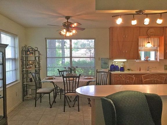 3rd image of 744 S Skylane Dr
