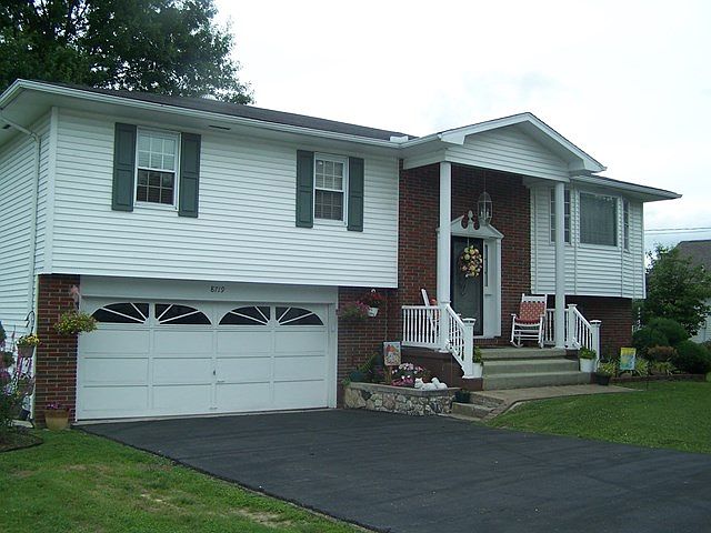 1st image of 411 Bulwer St