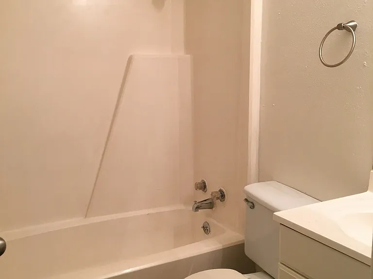 4905 Merritt Circle — Photo 7