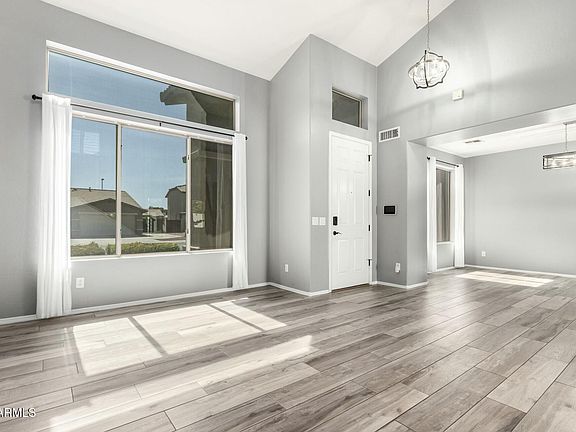 5th image of 3730 E DIAMOND Court
