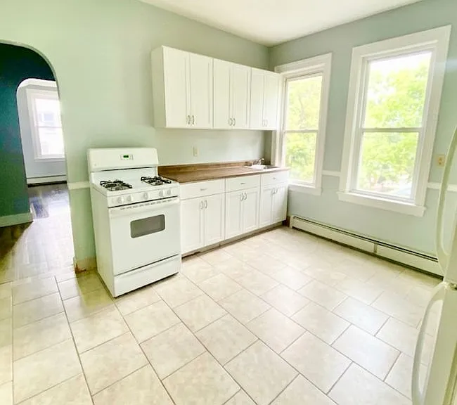 84 Harold Street — Photo 3