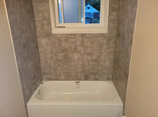 431 1/2 E Benson St #6, Cincinnati, OH 45215