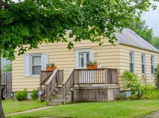 1345 Cedar St, South Bend, IN 46617