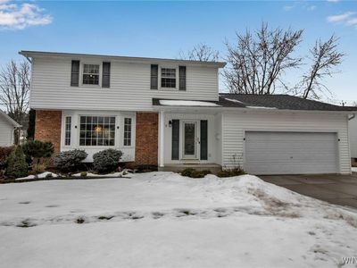 472 Seabrook Dr, Williamsville, NY, 14221