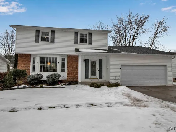 472 Seabrook Dr, Williamsville, NY 14221