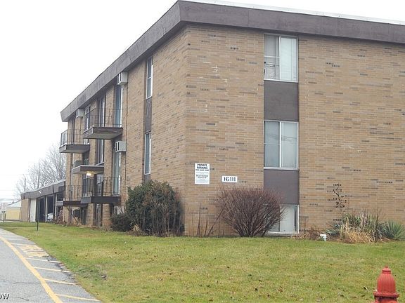 2nd image of 16111 Maple Park Dr Unit A6